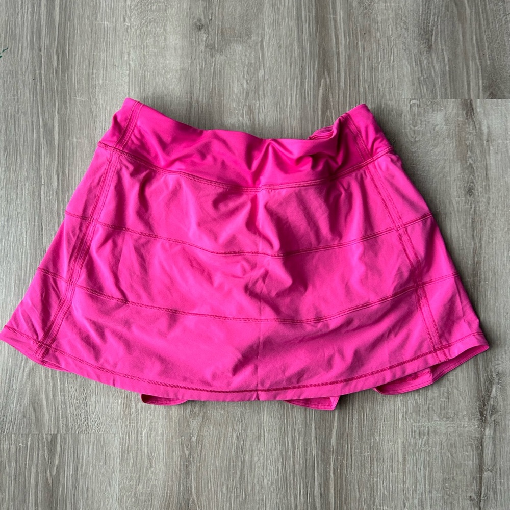 size 6  sonic pink lululemon pace rival skirt